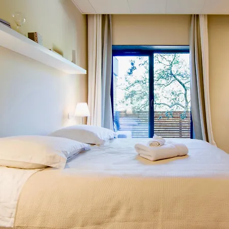 Sweet lodges chambre d hôtes Aix en Provence Rognes Extérieur photo